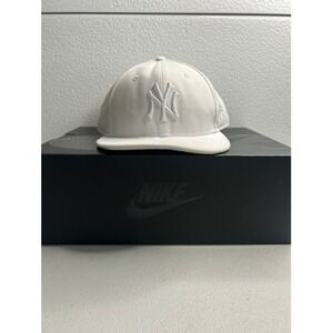 New York Yankees New Era White Fitted Size 7 5/8 #346